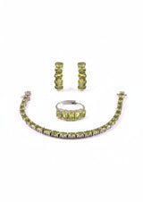 AI-generated visualization of the actual product; materials, gemstones and dimensions are accurate.