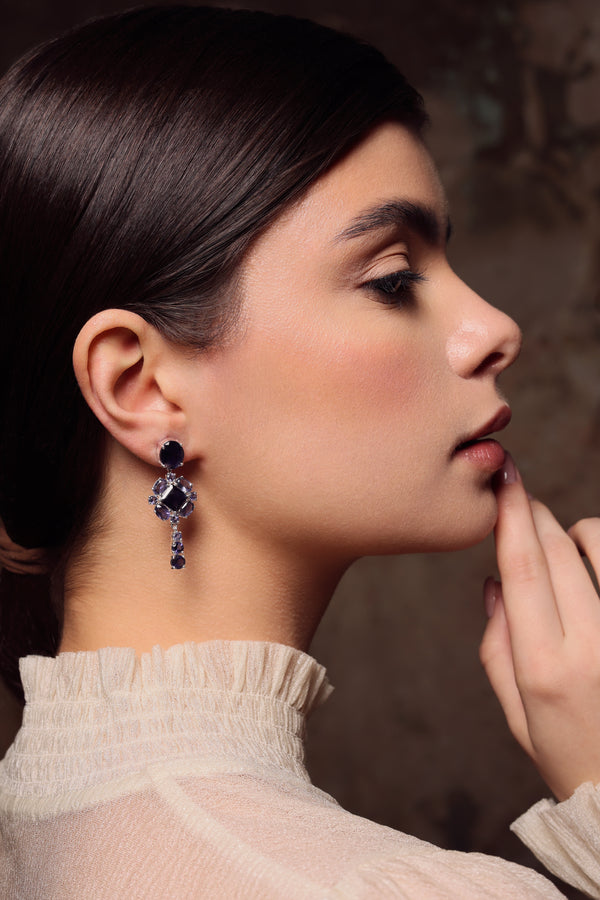 Dark Blue Queen Earrings - adelina.world