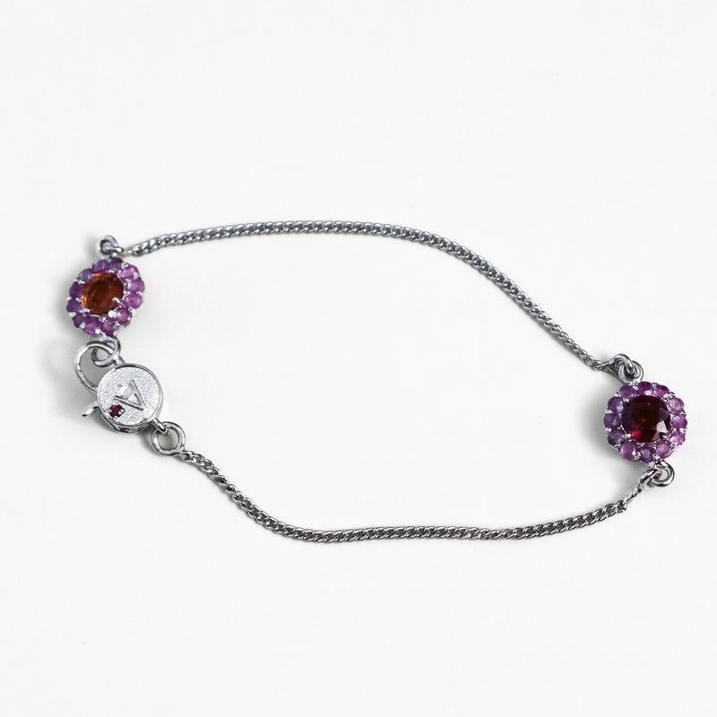 PINK FLOWER BRACELET - adelina.world