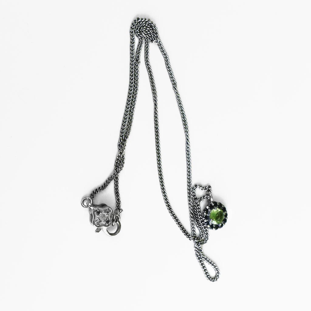 GREEN PENDANT - adelina.world