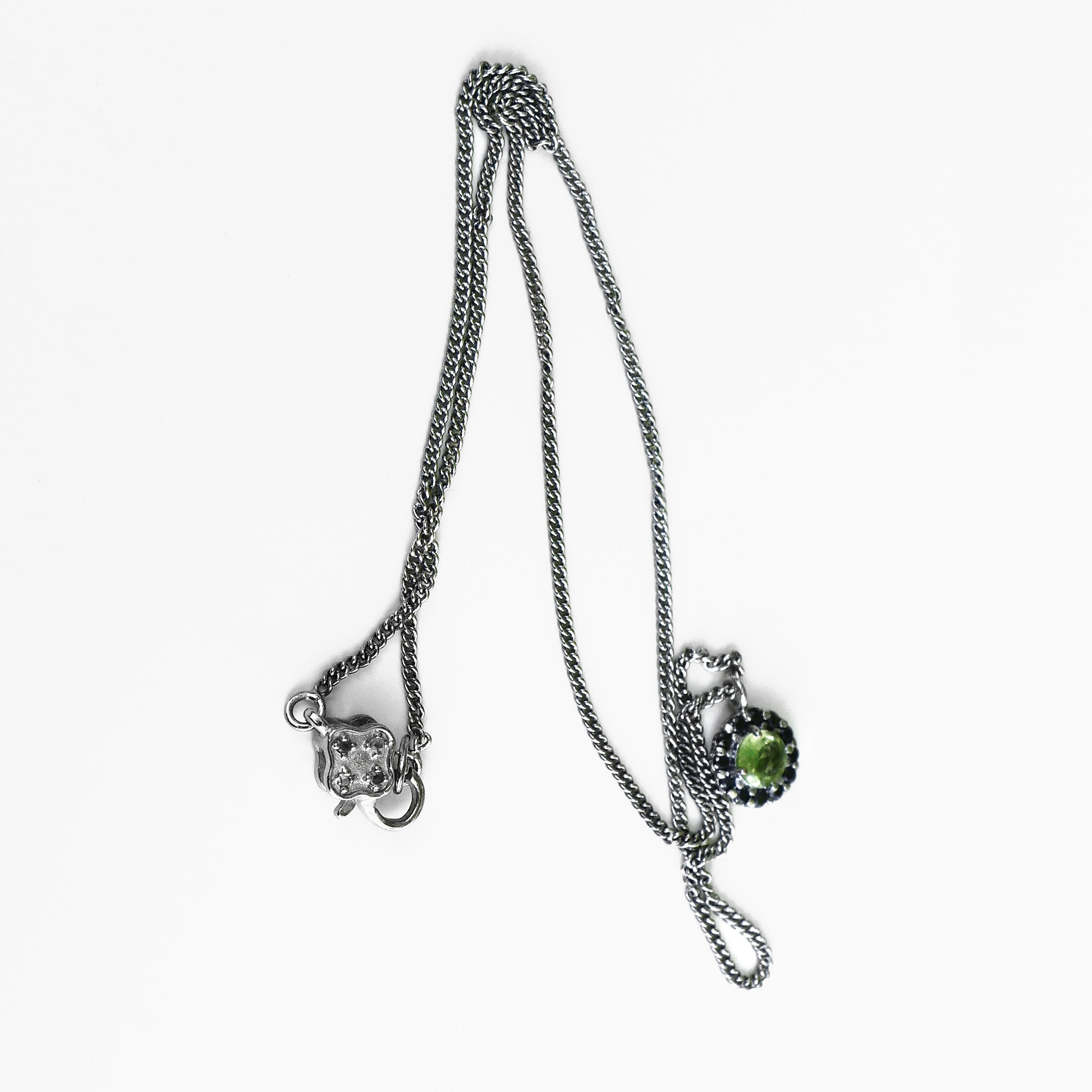 GREEN PENDANT - adelina.world