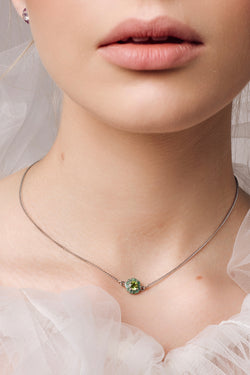 Necklace green flower - adelina.world